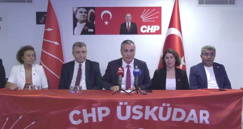 CHP Sözcüsü Sarı’dan Üsküdar tepkisi: “Seçim ayarlı bir gözaltı işlemi” CHP Parti Sözcüsü Müslim Sarı, Üsküdar Belediye Başkan Vekili seçimleri