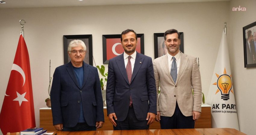 AK Parti Üsküdar İlçe Başkanı Taha Sarıcaoğlu, CHP'den istifa eden