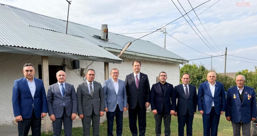 CHP’li İnan Akgün Alp, Kars protokolünü Gelirli köyünde ağırladı CHP Kars Milletvekili İnan Akgün Alp, Kars protokolünü merkeze bağlı