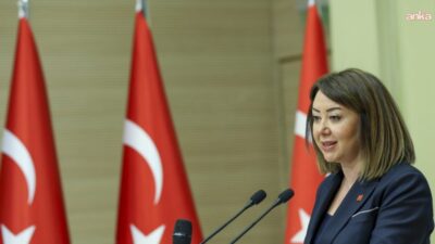 Eski CHP Genel Başkan Yardımcısı Gül Çiftci, CHP Genel Merkezi'nin