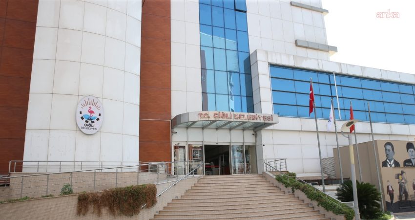 “Çiğli’nin Yıldızları” için burs başvuruları başladı Çiğli Belediyesi’nin, eğitimde fırsat eşitliğine katkı sunmak amacıyla hayata geçirdiği