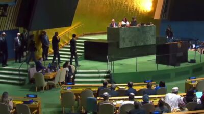 Cumhurbaşkanı Recep Tayyip Erdoğan, "Filistin Devleti'ni boğma girişimleri hüsrana uğrayacaktır.