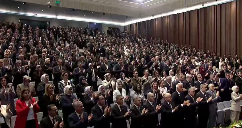 Cumhurbaşkanı ve AK Parti Genel Başkanı Recep Tayyip Erdoğan, tasfiye