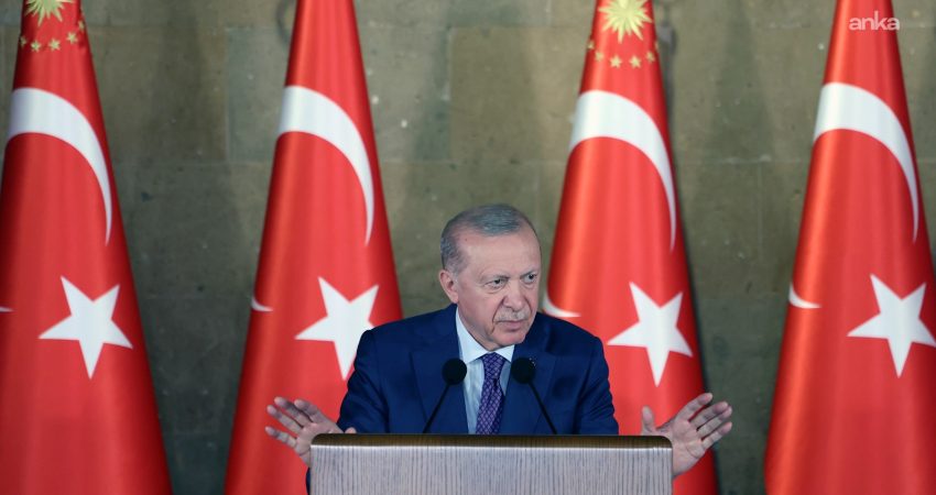 Cumhurbaşkanı Erdoğan’dan Sivas Kongresi’nin 107’nci yıl dönümü mesajı Cumhurbaşkanı Recep Tayyip Erdoğan, "Sivas Kongresi'nde hakim olan milli birlik,
