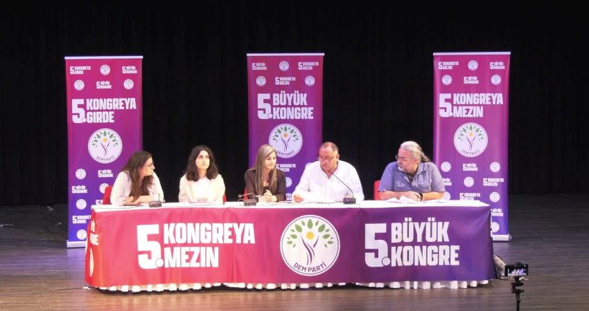 DEM Parti'nin 5'inci Olağan Büyük Kongresi'nde Tuncer Bakırhan ve Tülay