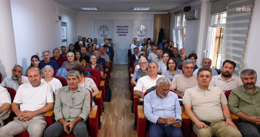 DEM Parti’nin dünkü 5'inci Olağan Büyük Kongresi’nde seçilen Parti Meclisi,