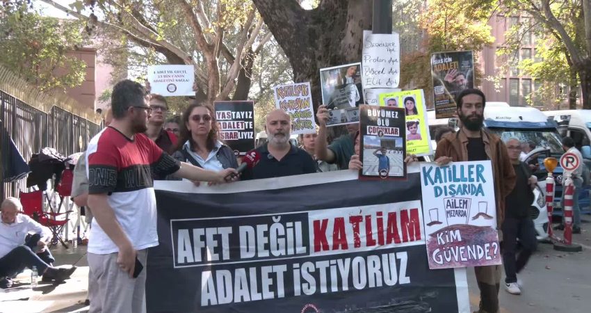 Depremzedelerin Adalet Bakanlığı önündeki nöbeti 11. gününde… Celal Gezer: Niye bize 11 gündür burada işkence çektiriyorsunuz? Adalet Peşinde Aileleri Platformu Adıyaman Temsilcisi Celal Gezer, Adalet Bakanlığı'nın