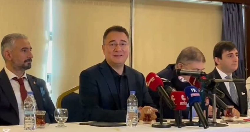 DEVA Partisi Genel Başkanı Ali Babacan, akaryakıt fiyatlarındaki artışa dikkati çekerek,