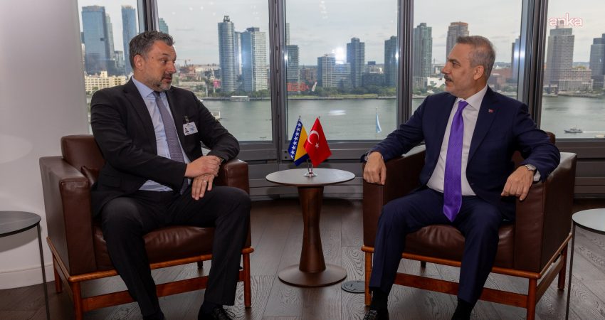 Dışişleri Bakanı Fidan, Bosna-Hersekli mevkidaşı Konakoviç ile görüştü Dışişleri Bakanı Hakan Fidan, Bosna-Hersek Dışişleri Bakanı Elmedin Konakoviç ile