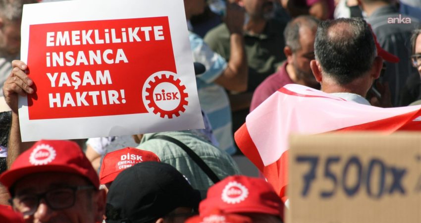 DİSK, Anayasa Mahkemesi önünde emeklilerin seyyanen zam talebiyle düzenlediği eylem