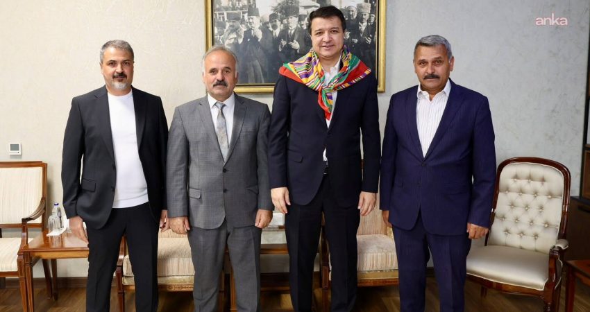 Saadet Partisi Genel Başkanı Mahmut Arıkan, Dünya Avşarlar Derneği Genel