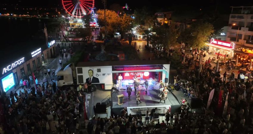 Edremit’in düşman işgalinden kurtuluşunun 104'üncü yılı dolayısıyla düzenlenen etkinlikler kapsamında