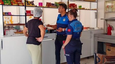 Efeler Belediyesi, çocukların sağlıklı gıdaya ulaşabilmesi amacıyla ilçe genelindeki okul