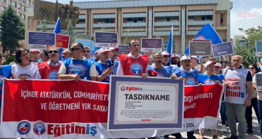 Eğitim-İş'ten yapılan açıklamada, yarın yapılacak 2026-2027 Eğitim-Öğretim Yılı Sene Başı Öğretmenler