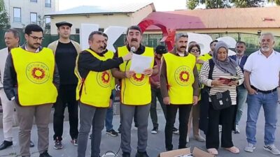 Eğitim Sen Kars Şubesi üyeleri, Manisa’nın Turgutlu ilçesinde bir okulun
