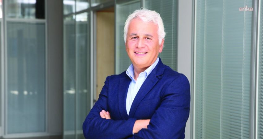 Ekonomist Prof. Dr. Öner Günçavdı: “Borsadaki krizde çok soru var, asıl mesele kurumların neden görevini yapamadığı” Ekonomist Prof. Dr. Öner Günçavdı, sermaye piyasalarında yaşanan krizin yalnızca