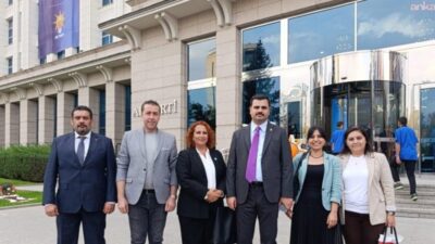 Emeklilikte Adalet Derneği (EMADDER) Genel Başkanı Mihriban Uğurlu ve yönetim