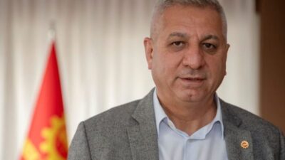 EMEP Genel Başkanı Seyit Aslan, akaryakıt zamlarına ilişkin yaptığı açıklamada,