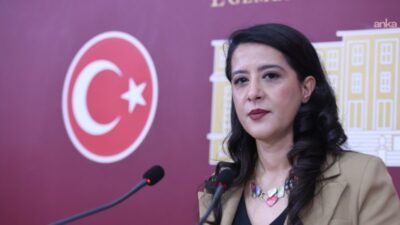 EMEP Gaziantep Milletvekili Sevda Karaca, 30 Ağustos’ta Girne açıklarında su alarak