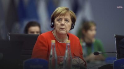 Eski Almanya Başbakanı Angela Merkel, aşırı sağcı Almanya için Alternatif