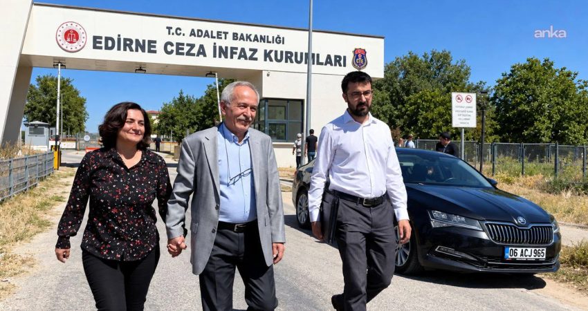 Eski Diyarbakır Büyükşehir Belediyesi Eş Başkanı Selçuk Mızraklı, Edirne F Tipi Cezaevi’nden tahliye edildi Eski Diyarbakır Büyükşehir Belediyesi Eş Başkanı Selçuk Mızraklı, Edirne Cezaevi’nden