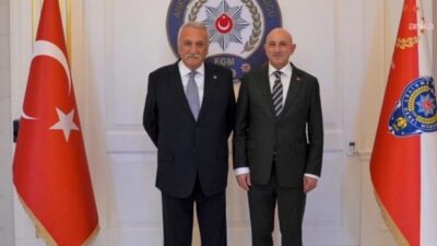 Eski İçişleri Bakanı Mehmet Ağar, Ankara İl Emniyet Müdürü Maksut Yüksel'i