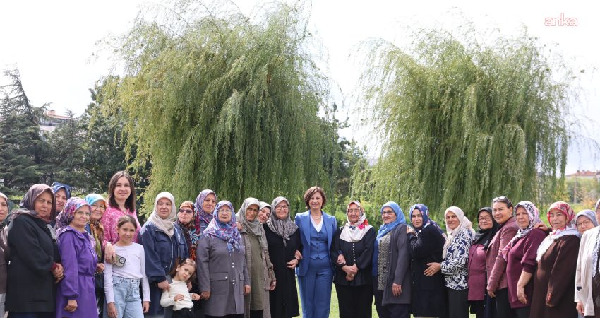 Eskişehir Büyükşehir Belediyesi, Alpu ilçesine bağlı Sakarıkaracaören Mahallesi’nde yaşayan kadınları