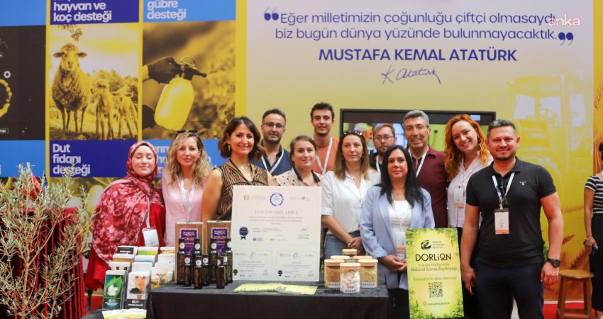 Eskişehir Büyükşehir Belediyesi standına 7. Tarım Fuarı’nda yoğun ilgi Eskişehir Büyükşehir Belediyesi, Eskişehir 7. Tarım, Hayvancılık ve Teknolojileri Fuarı’ndaki