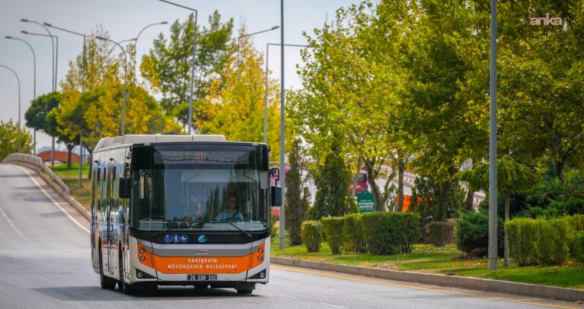 Eskişehir Büyükşehir Belediyesi, toplu ulaşım hizmetlerinde yolcu konforunu artırmak ve