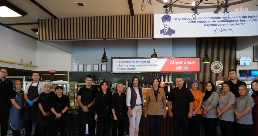 Eskişehir Kent Lokantaları iki yaşında: 534 bin öğün sofralara ulaştı Eskişehir Büyükşehir Belediyesi Kent Lokantaları, hizmette ikinci yılını doldurdu. 24