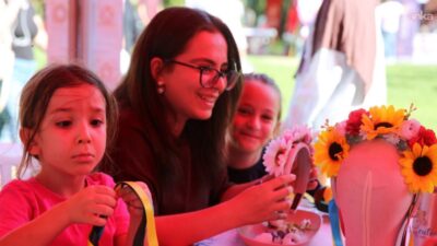 Uluslararası Eskişehir Porsuk Festivali kapsamında Kentpark’ta kurulan etkinlik alanı, gün