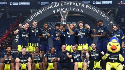 Fenerbahçe Tarfin, 39. Erkekler Cumhurbaşkanlığı Kupası’nda Beşiktaş’ı 72-59 mağlup ederek