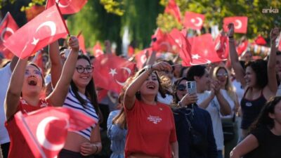 Eskişehir Büyükşehir Belediyesi, Uluslararası Eskişehir Porsuk Festivali kapsamında Filenin Sultanları’nın