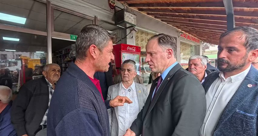 Fındık üreticisinden YENİ Partili milletvekillerine: 2002’den beri AK Parti üyesiyim, tamam bitmiştir YENİ Parti Trabzon Milletvekili Sibel Suiçmez ve Zonguldak Milletvekili Deniz