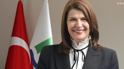 CHP'den istifa ederek AK Parti'ye katılan Foça Belediye Başkanı Saniye