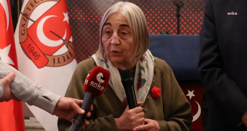 Cumhuriyet Vakfı Yönetim Kurulu üyesi ve Cumhuriyet Gazetesi yazarı Şükran
