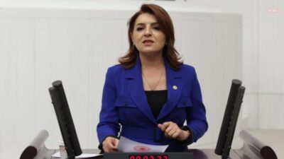 CHP Mersin Milletvekili Gülcan Kış, birinci sınıfa başlayacak bir öğrencinin
