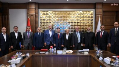 HAK-İŞ Genel Başkanı Mahmut Arslan ve Filistin’e Destek Platformu Dönem