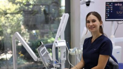 Diş sıkma, çene ağrısı ve dişlerde aşınma şikâyetleriyle gündeme gelen