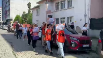 Hopa’da Halkevleri üyeleri, okullarda artan şiddet ve eğitim alanındaki sorunlara