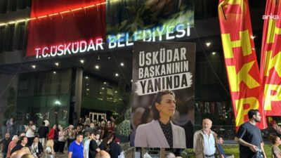 İBB ve Üsküdar Belediye Meclis Üyesi Ekrem Baki’nin de arasında bulunduğu 6 kişi tutuklandı Salı sabahı yeniden yapılacak Üsküdar Belediye Başkan Vekilliği seçiminden önce