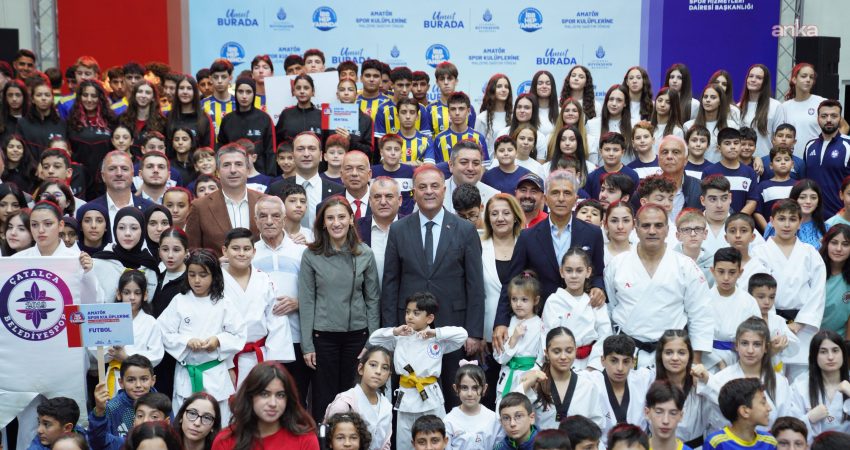 İBB Başkanvekili Nuri Aslan, Bayrampaşa’da Amatör Spor Kulüplerine malzeme desteği