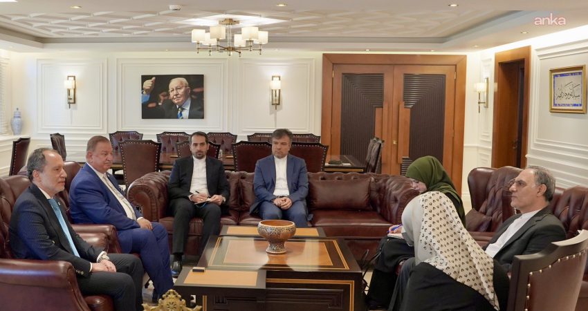 İran Büyükelçisi Habibollahzadeh, Yeniden Refah Partisi Genel Başkanı Erbakan’ı ziyaret etti İran'ın Ankara Büyükelçisi Mohammad Hassan Habibollahzadeh, Yeniden Refah Partisi Genel
