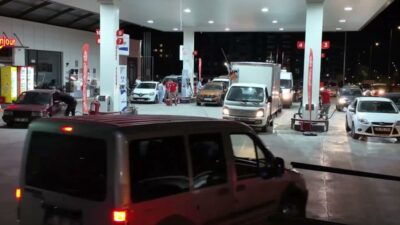 Motorinin litre fiyatına yapılan 6,62 liralık zam, Isparta'da pompaya yansıdı.