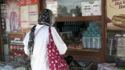 İstanbul Halk Ekmek (İHE), kentin 698 farklı noktasında yer alan
