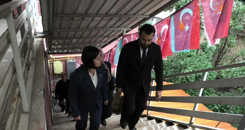 İYİ Parti Genel Başkan Yardımcısı Ofluoğlu: “AK Parti iktidarına oy verdiniz ama artık bu ülkeyi yönetemiyorlar” İYİ Parti Genel Başkan Yardımcısı Kevser Ofluoğlu, iktidarın ekonomi, eğitim,