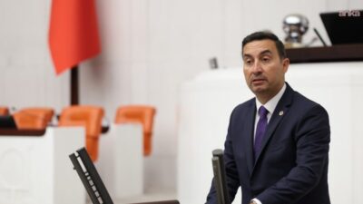 İYİ Parti İstanbul Milletvekili Burak Akburak, İstanbulluların sorunlarını yenilenen internet