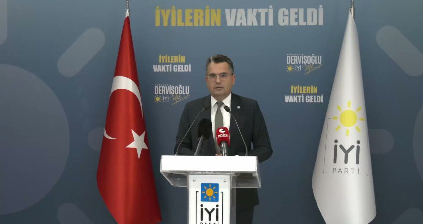 İYİ Parti Genel Başkan Yardımcısı Burak Dalgın, hükümetin ekonomiyi "cafe