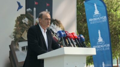 İZKİTAP - 8. İzmir Kitap Fuarı, ilk gününde binlerce kitapseveri