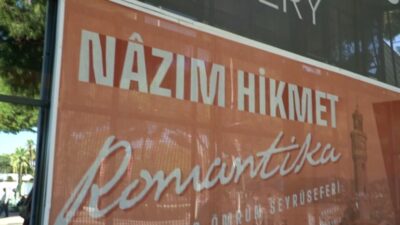 İZKİTAP’ı ziyaret etmek için Kültürpark’a gelen İzmirliler üç önemli sergiyi